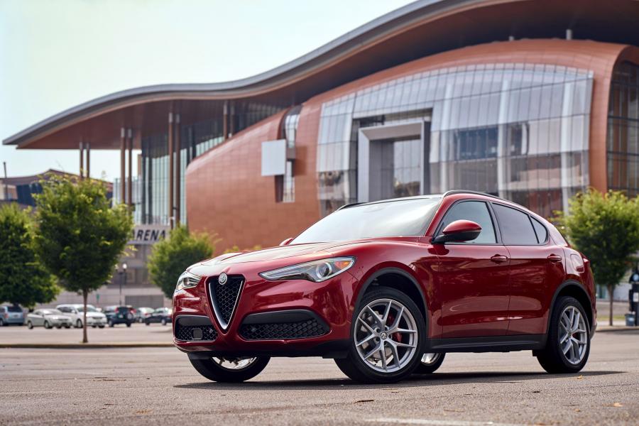  Alfa Romeo Stelvio Ti Sport (949) 2017 года  (NA) (фото 25 из 39)
